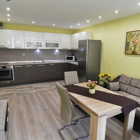 Apartment Deni Бургас Экстерьер фото
